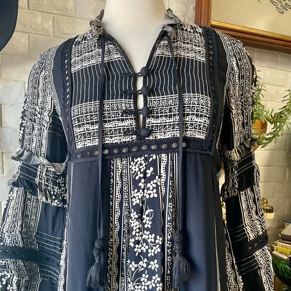 Sea New York Keely Tie-Neck Long-Sleeve Peasant Mini Tunic Dress Black Boho - Picture 5 of 15